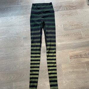 K-DEER Legging, Green and Black Stripes, Size XS